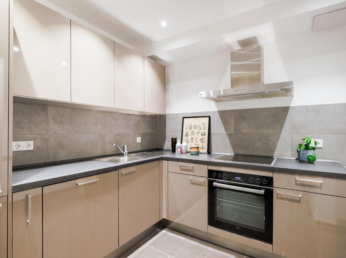Poha House Theaterplatz Apartment Aachen Bagian luar foto
